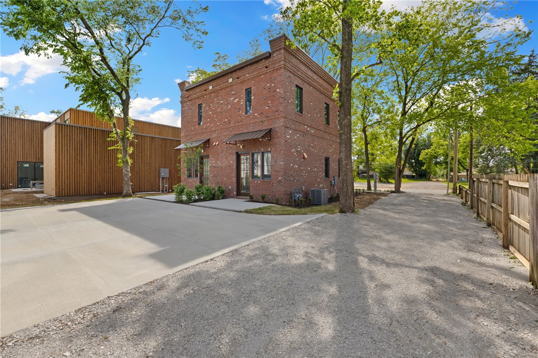 Dunn & Davis - Residential