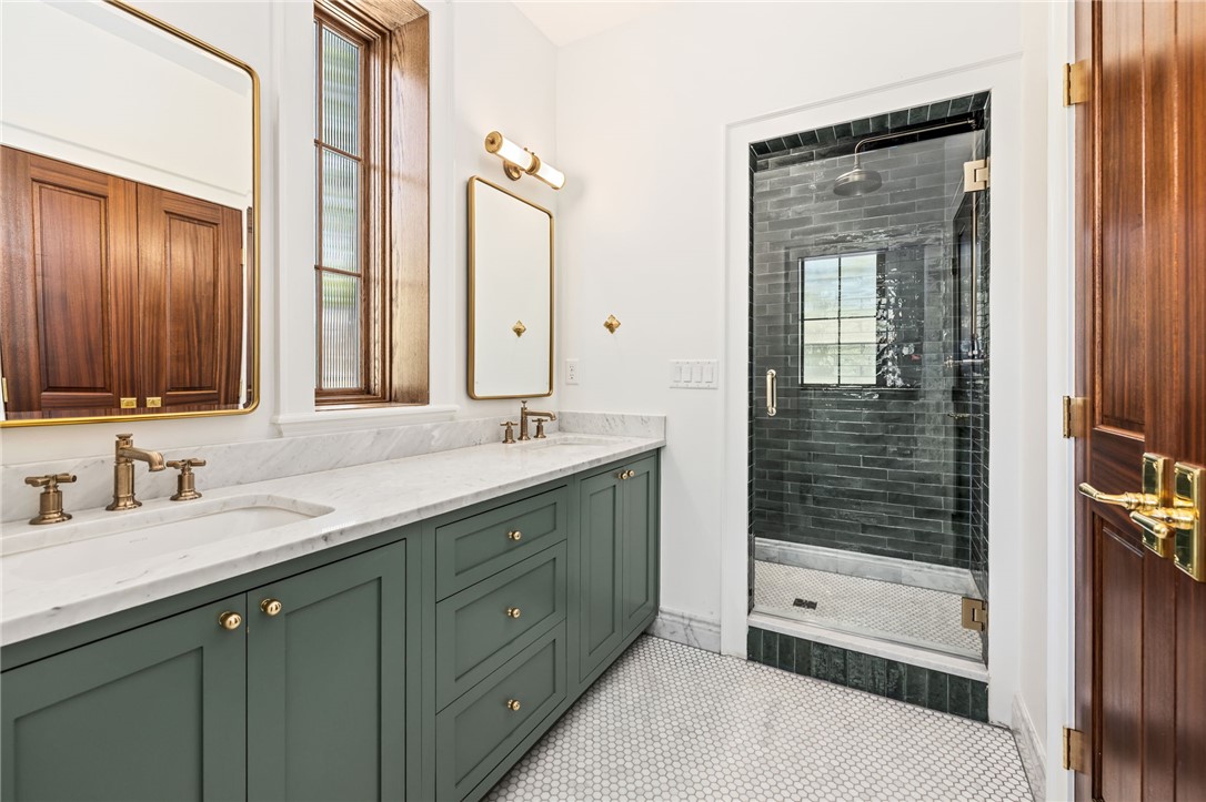 Dunn & Davis - Residential