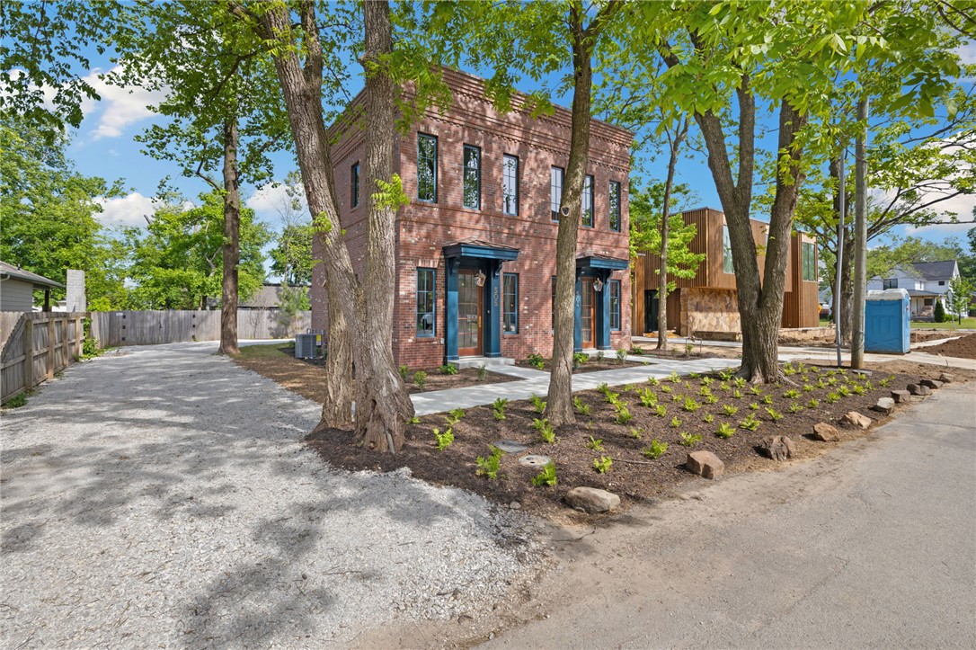 Dunn & Davis - Residential