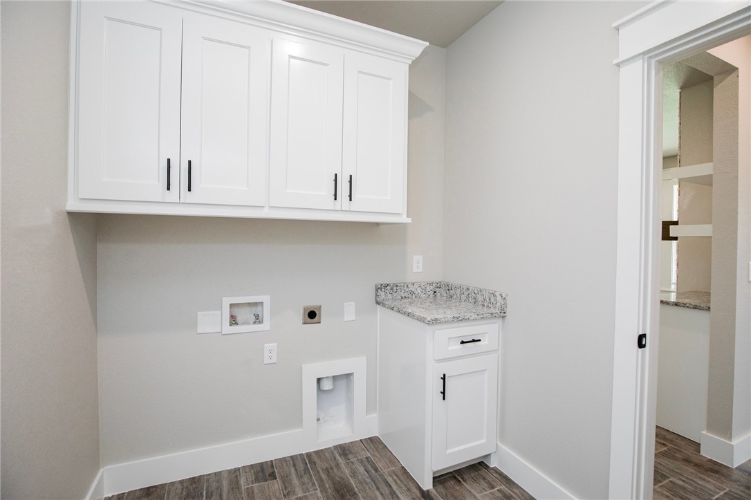 GRAND ESTATES PH 1-GENTRY - Residential