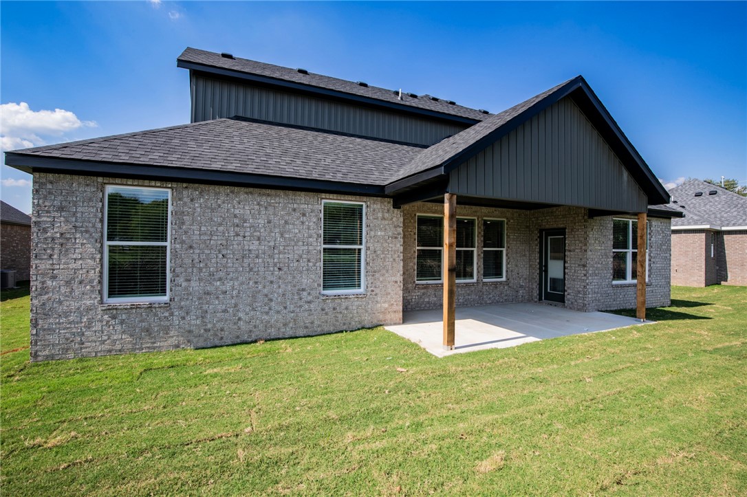 GRAND ESTATES PH 1-GENTRY - Residential