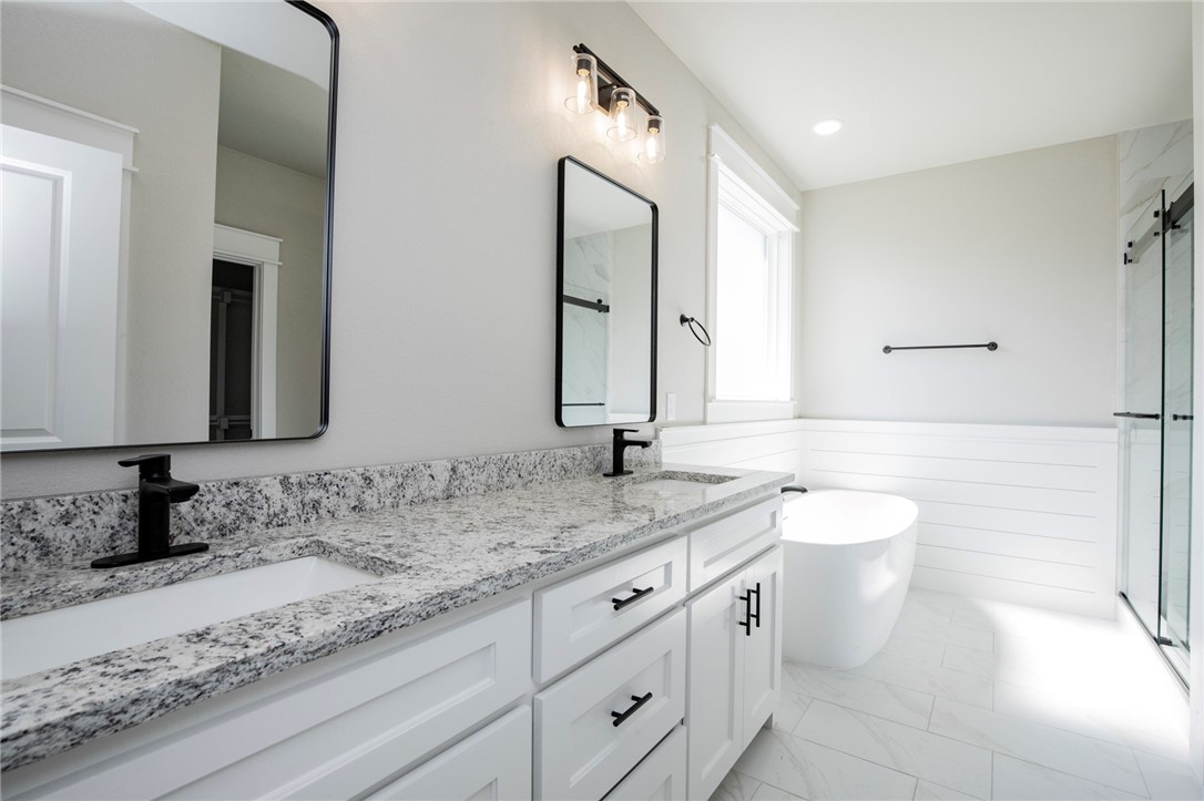 GRAND ESTATES PH 1-GENTRY - Residential