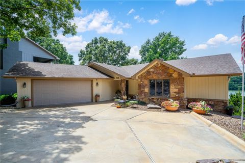 50 Churchill Drive Bella Vista AR 72715