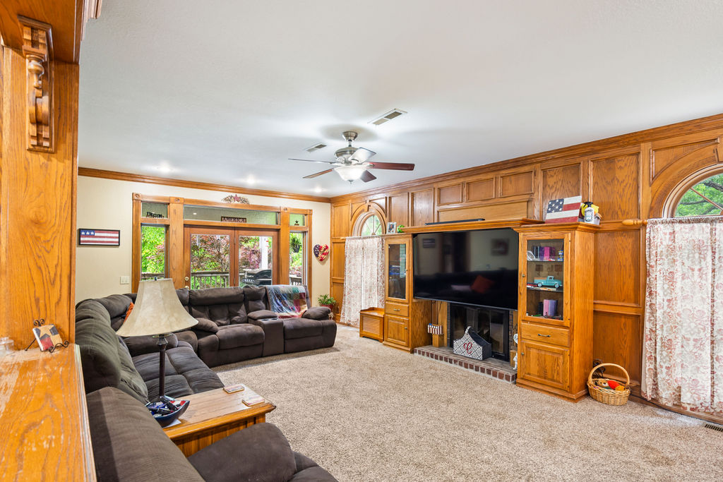 Mountain Spgs Estate 3rd Bvv - Residential