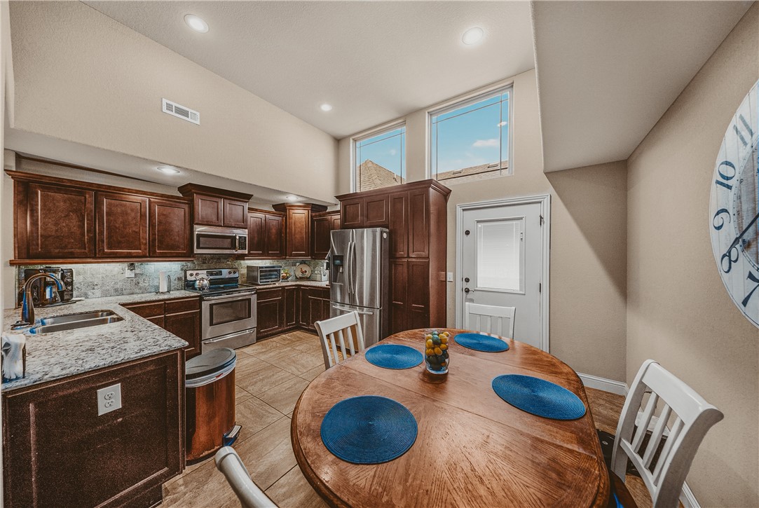 Stone Meadow Add Bentonville - Residential Lease