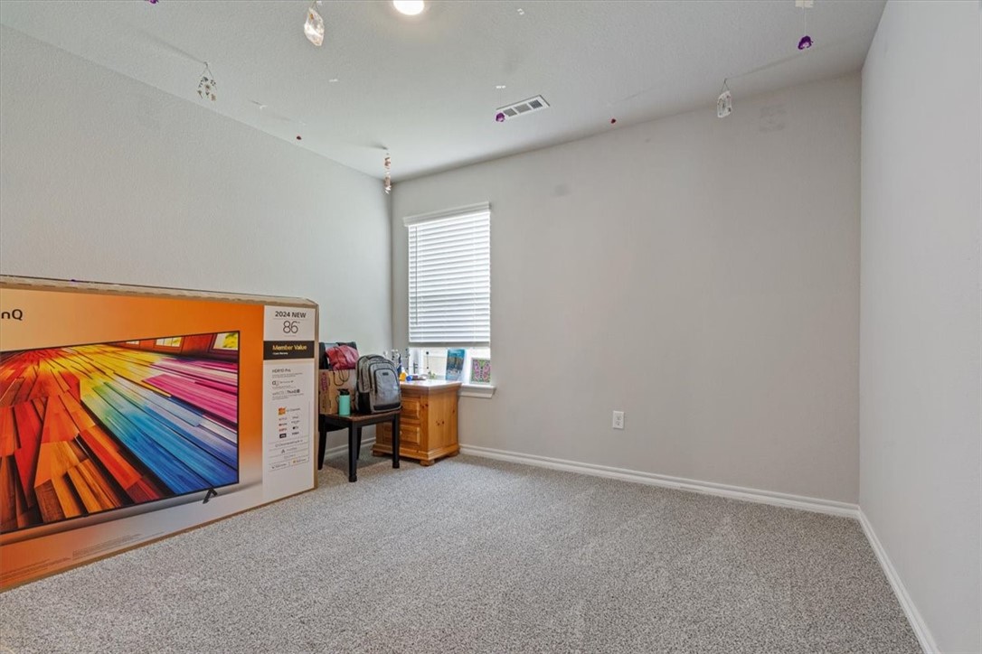 Pioneer Woods - Residential