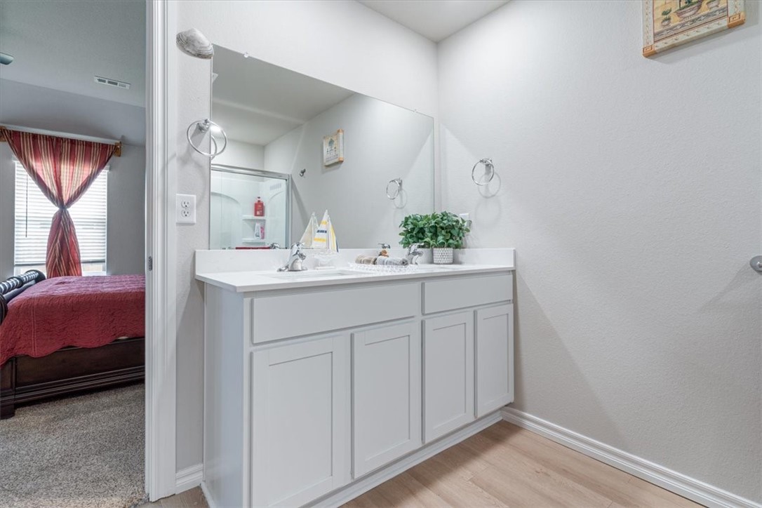 Pioneer Woods - Residential