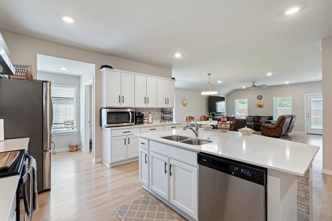 Pioneer Woods - Residential
