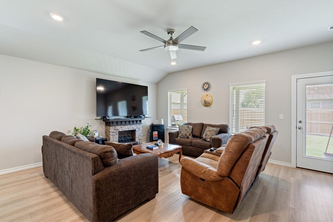 Pioneer Woods - Residential