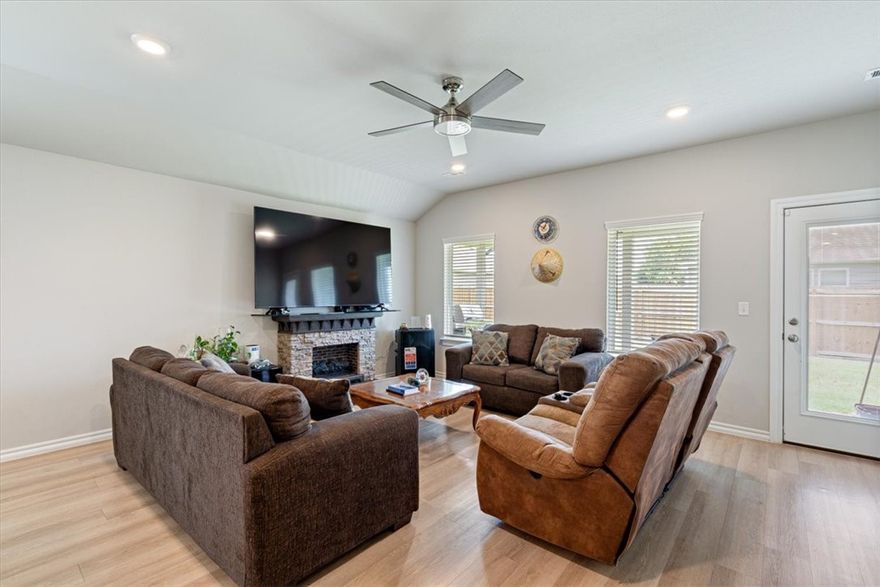 4 spacious bedrooms, 2 full bathrooms, an expansive backyard,This home offers the perfect balance of privacy and accessibility. Owner will take them up on closing, also the back yard has the sewer connected making it perfect for those families that want to have a small trailer in the yard! 

Chicken house can be removed if required by future Home Owners!