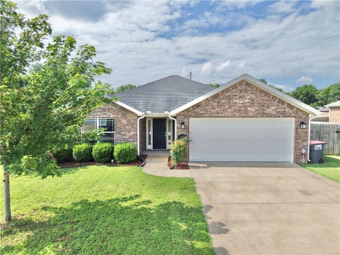 Photo of 143 Alexandra Loop, Elkins, AR 72727 (MLS # 1355841)