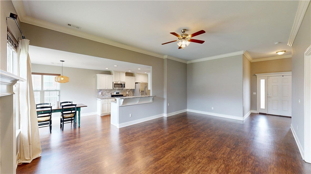 143 Alexandra Loop