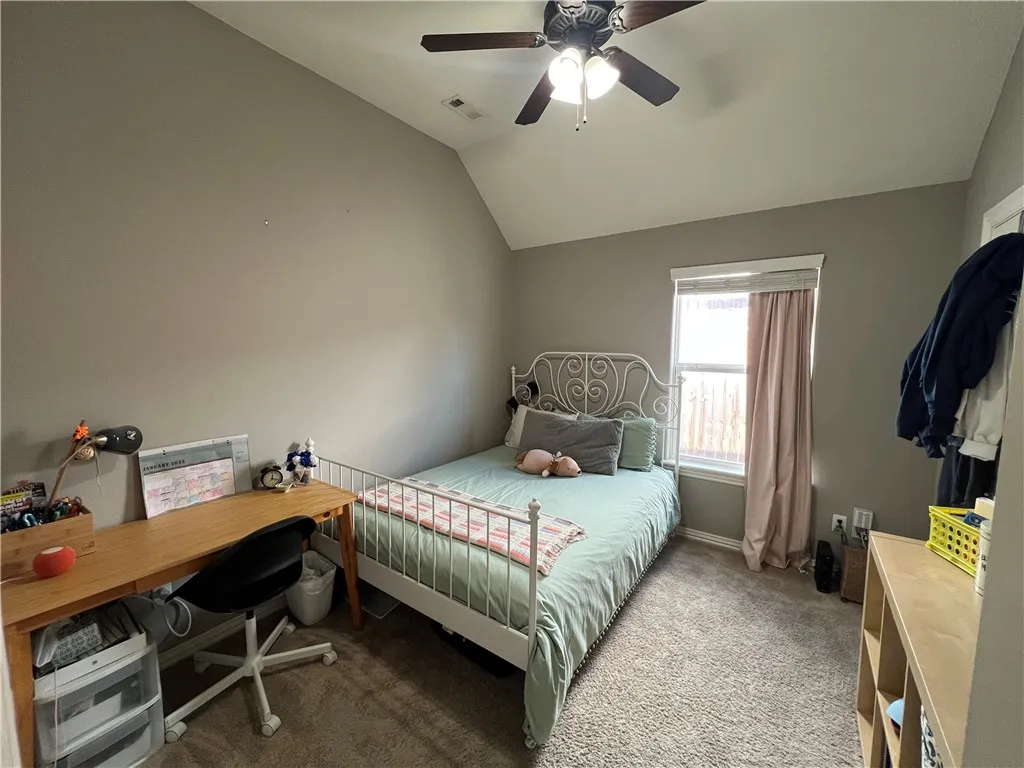 Bentonville, Arkansas 72712, United States, 4 Bedrooms Bedrooms, ,2 BathroomsBathrooms,Residential,Pending,18450