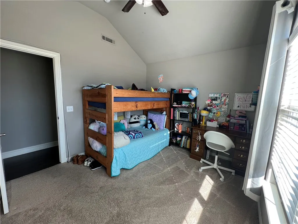 Bentonville, Arkansas 72712, United States, 4 Bedrooms Bedrooms, ,2 BathroomsBathrooms,Residential,Pending,18450