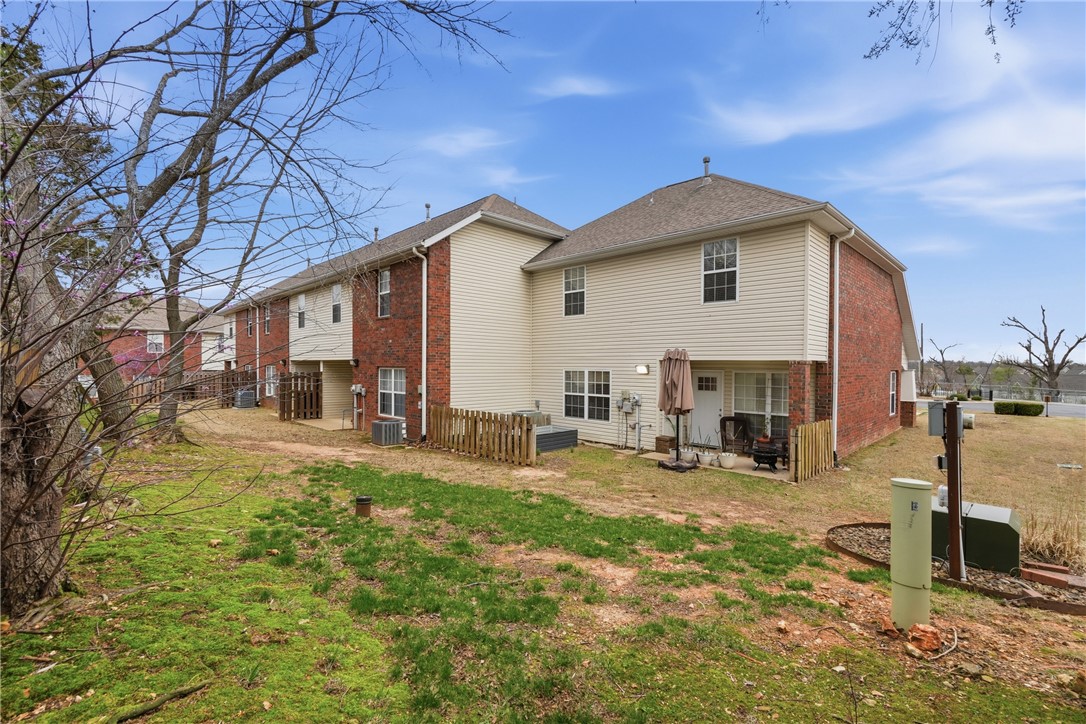 Homes At Oakmont Horizontal Prop Rogers - Residential