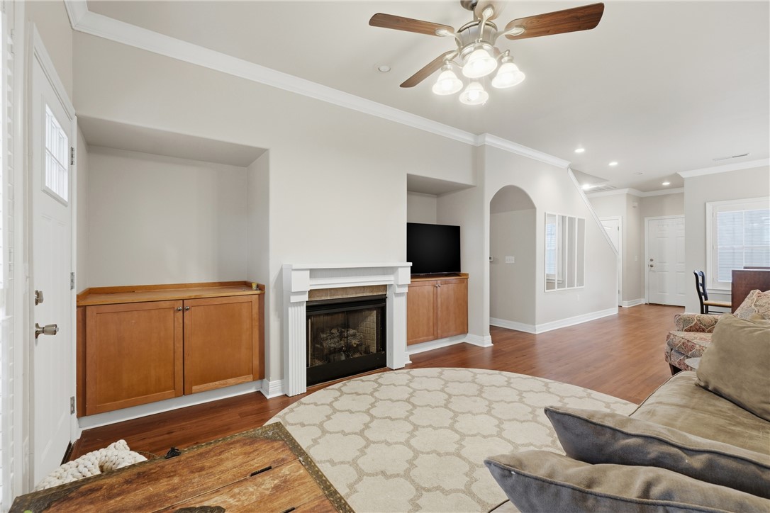 Homes At Oakmont Horizontal Prop Rogers - Residential