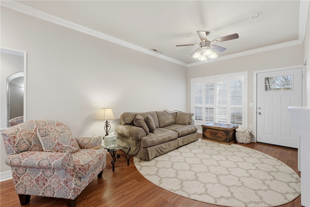 Homes At Oakmont Horizontal Prop Rogers - Residential