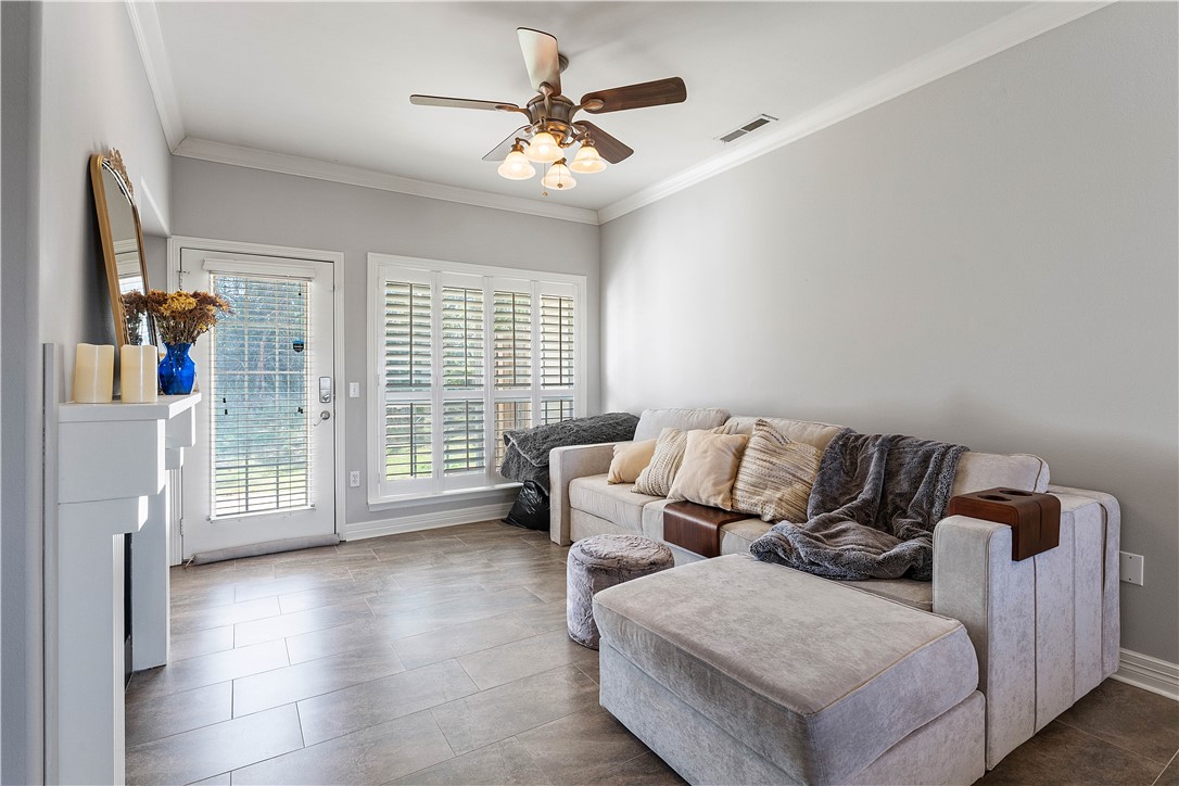 Homes At Oakmont Horizontal Prop Rogers - Residential