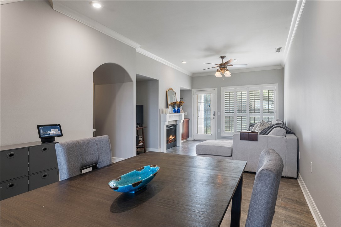 Homes At Oakmont Horizontal Prop Rogers - Residential