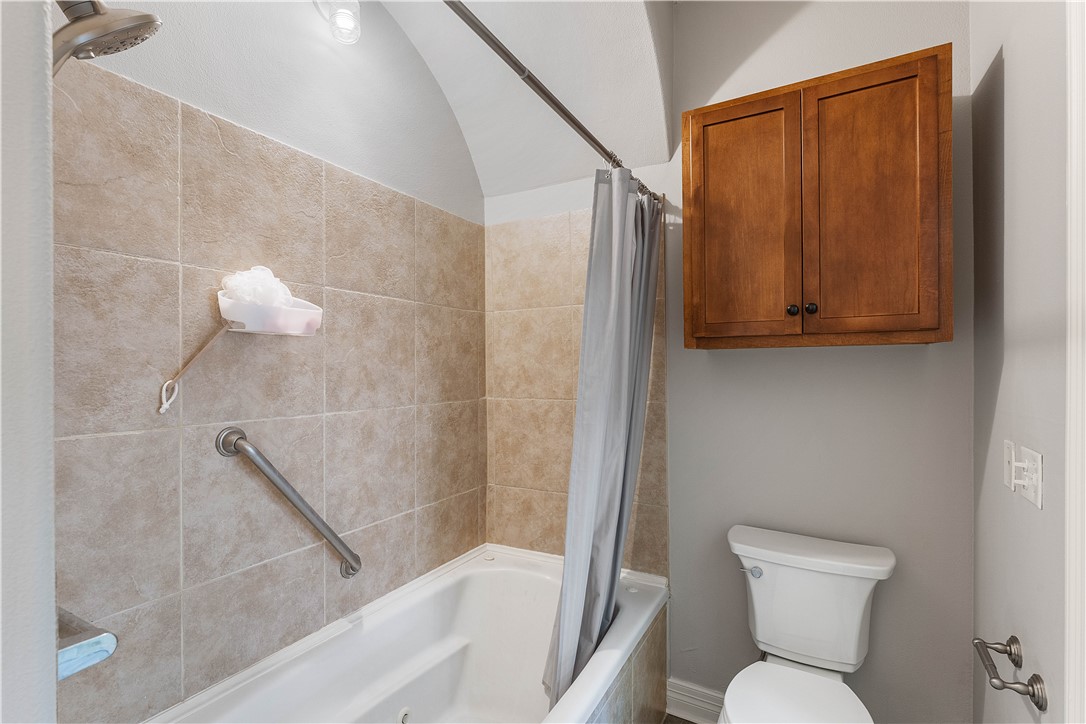 Homes At Oakmont Horizontal Prop Rogers - Residential