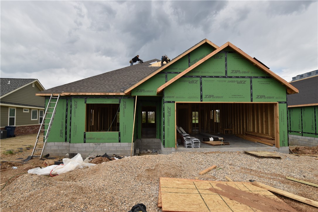 Welcome To Your Next Home! Affordable New Construction Offering An Open Split Floorplan. Custom Cabinets & Granite Throughout. Master Suite With Dual Vanity And Walk-in Closet In Master Bath. Main Living Areas Feature Wood Look Tile; Carpet In Bedrooms. Gas Fireplace In Living. Kitchen With Stainless Appliances Including Gas Range, Island w/ Bar Seating + Eat-in Dining. Covered Back Patio & More! ***Pics Are For Reference Only From Same Builder And Should Not Be Considered As Exacts. Actual Floorplan And Finishes Will Vary. Spec'd For Late June Completion.