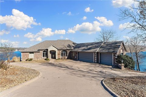 86 Stonehaven Drive Bella Vista AR 72715