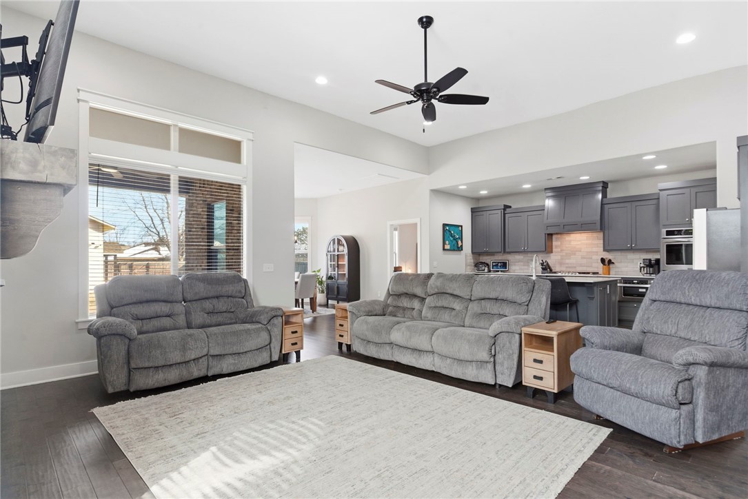 McClain Place Add Bentonville - Residential