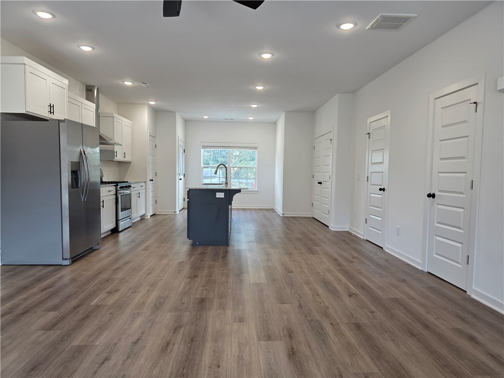 Fayetteville Outlots - Residential Lease