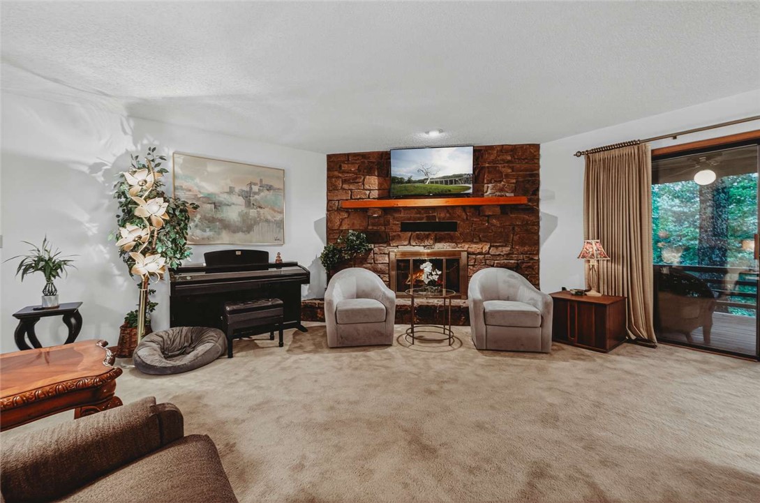 Churchill Sub Bvv - Residential