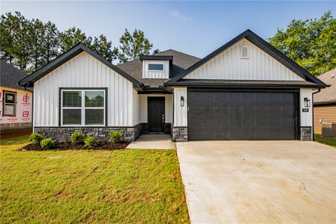 Photo of 508 Osage Trace, Rogers, AR 72758 (MLS # 1362217)