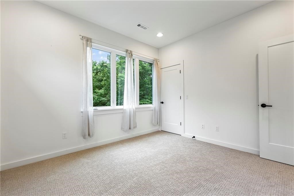 Brecknock Sub Bvv - Residential Lease