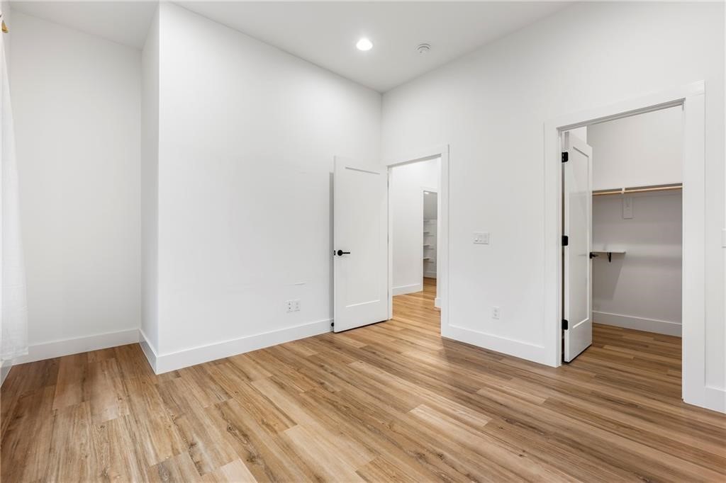 Brecknock Sub Bvv - Residential Lease