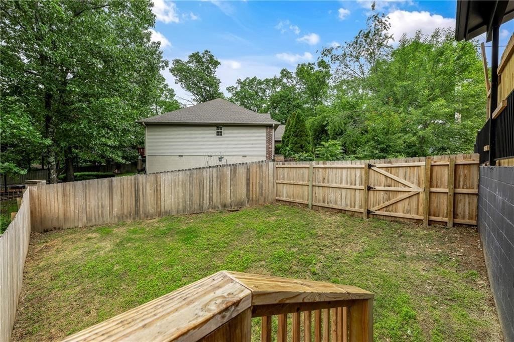 Brecknock Sub Bvv - Residential Lease
