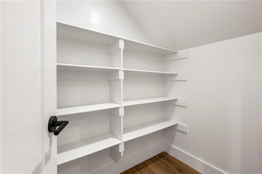 Brecknock Sub Bvv - Residential Lease