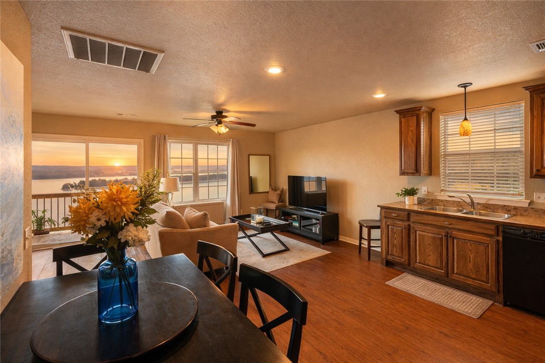 OAK RUN PH 2 - Residential