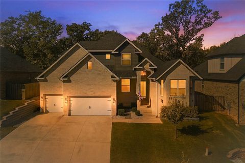 Photo of 1903 NE Steinbeck Drive, Bentonville, AR 72712 (MLS # 1325885)