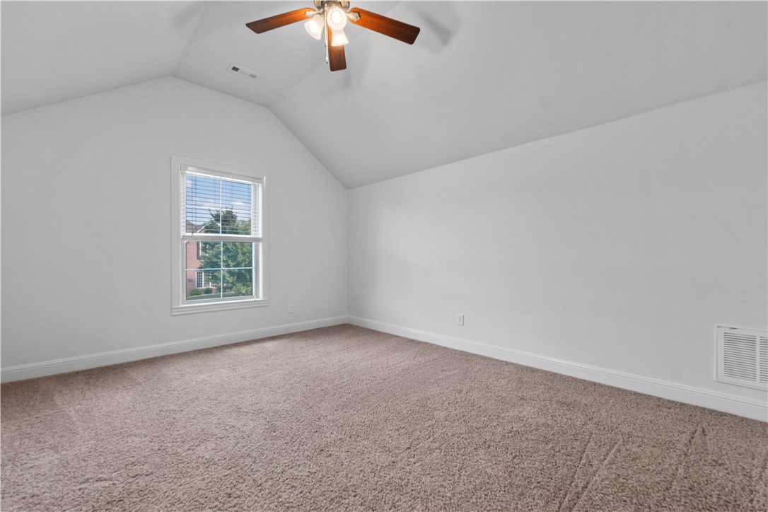 Windsor Manor - Residential