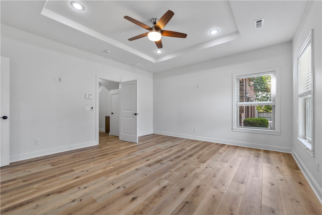 Windsor Manor - Residential