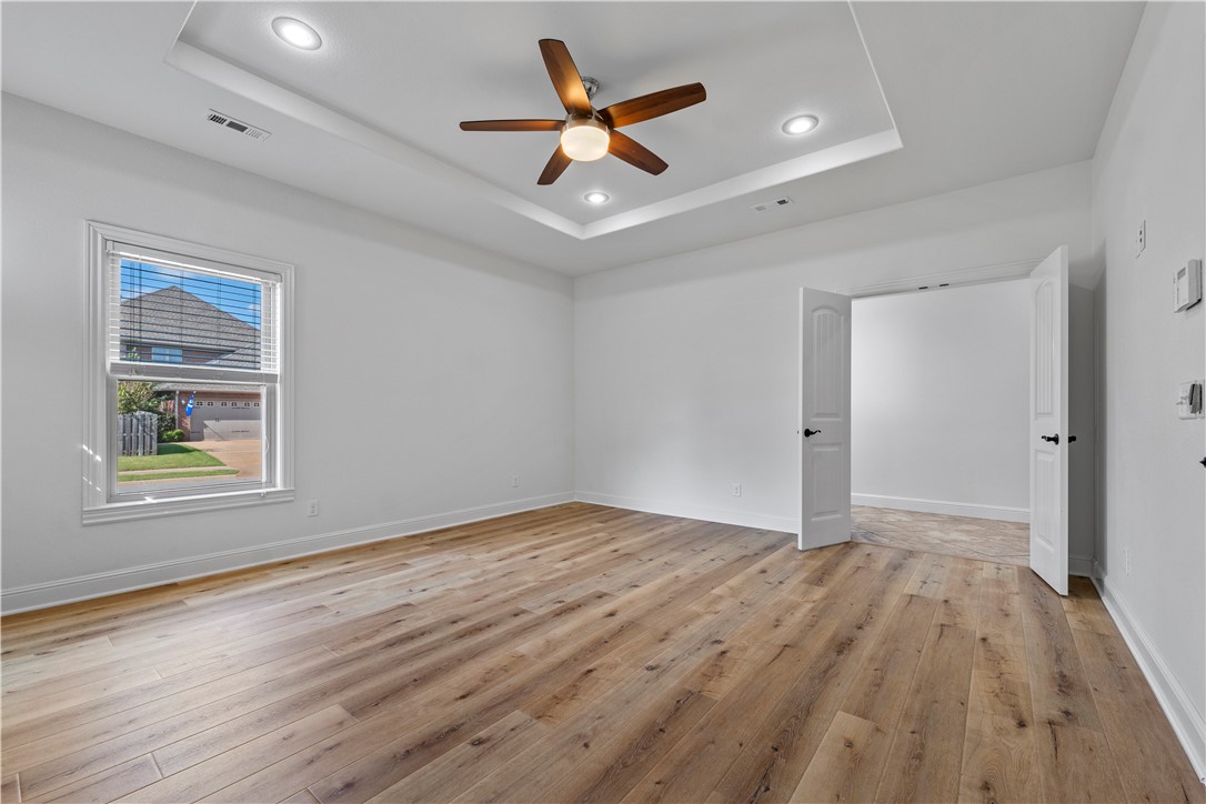 Windsor Manor - Residential