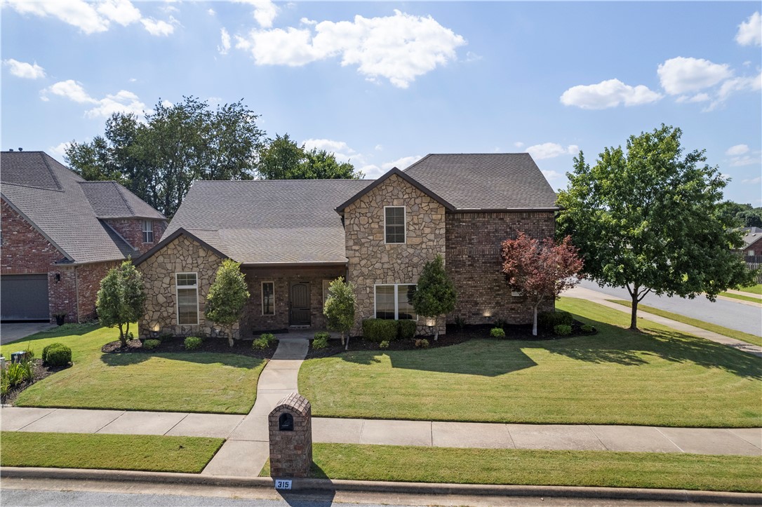 Windsor Manor - Residential