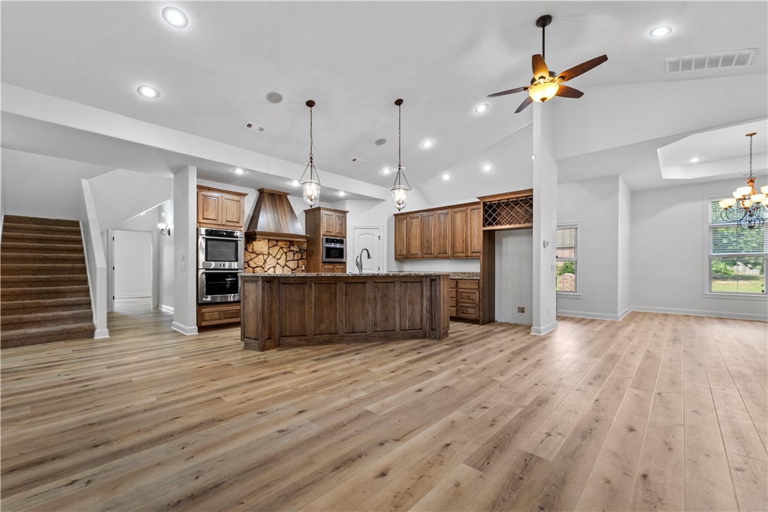 Windsor Manor - Residential