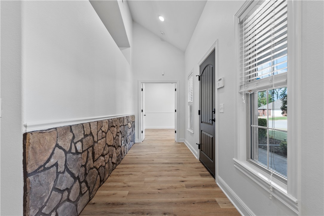 Windsor Manor - Residential