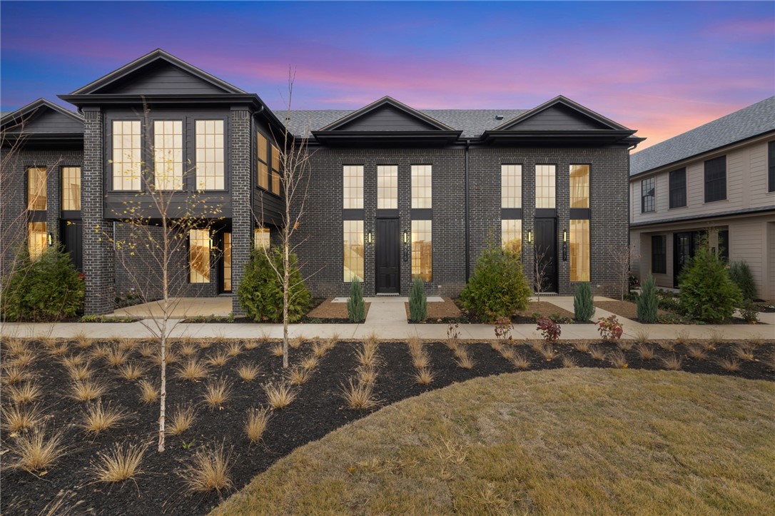 Pinnacle Village - Residential