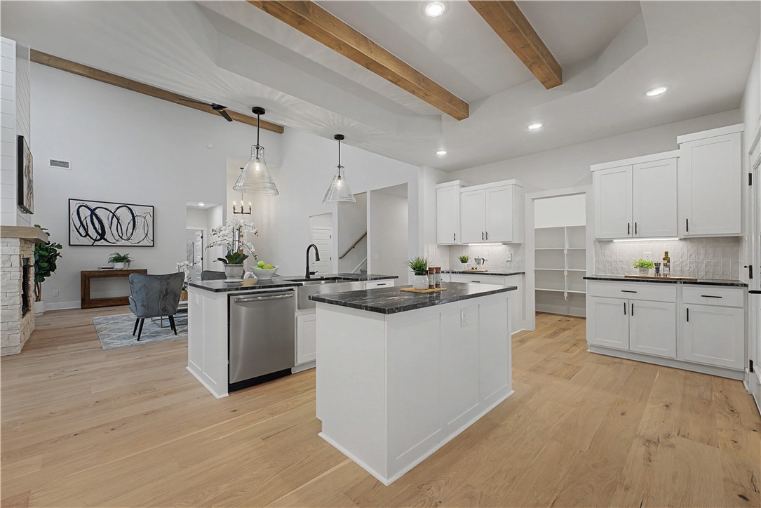 Diamond Estates - Residential