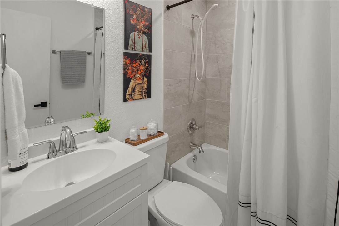 Wentworth Sub Bvv - Residential Lease