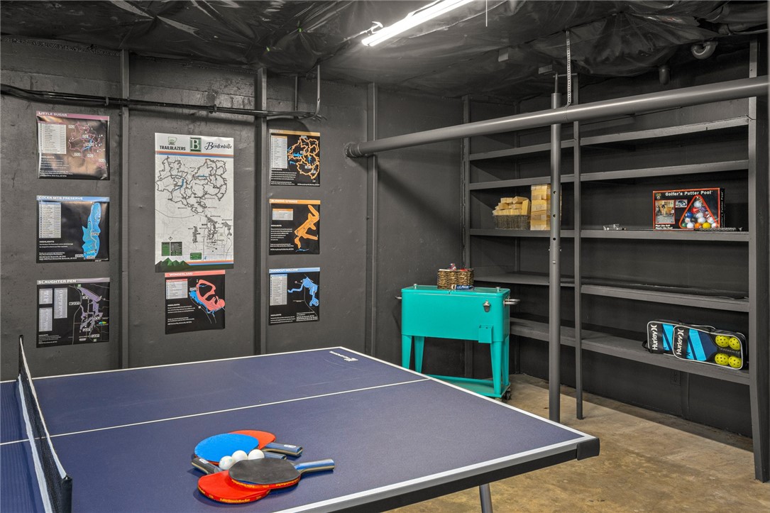 Wentworth Sub Bvv - Residential Lease