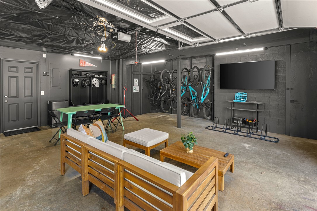 Wentworth Sub Bvv - Residential Lease