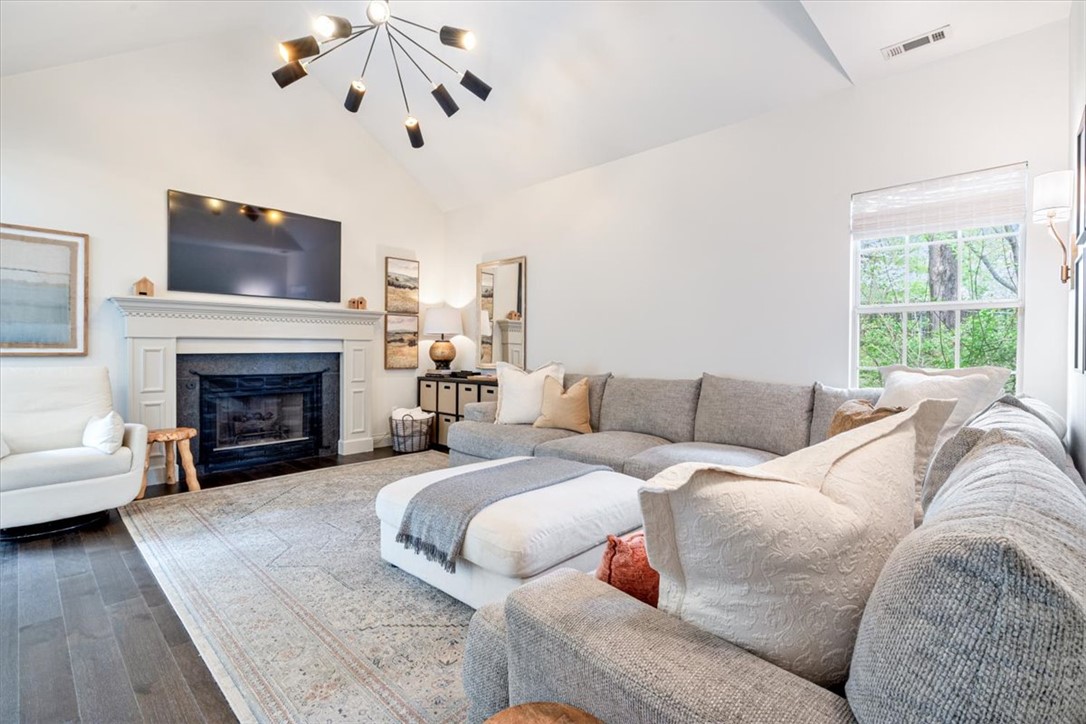 Brookbury Woods - Residential