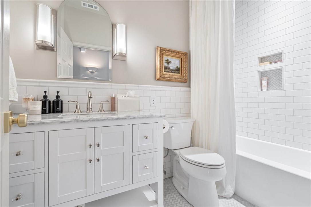 Brookbury Woods - Residential