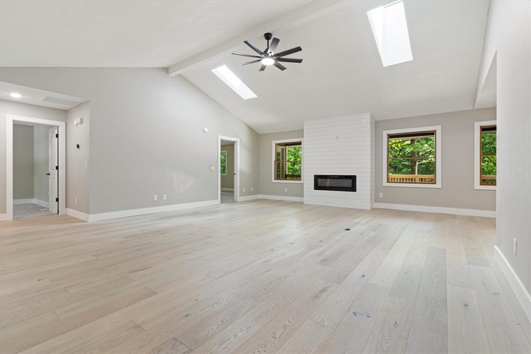 30 Burnham Drive - Photo 2